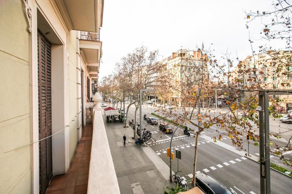 13PAR1004 - Fabulous apartment in the heart of Barcelona - 2