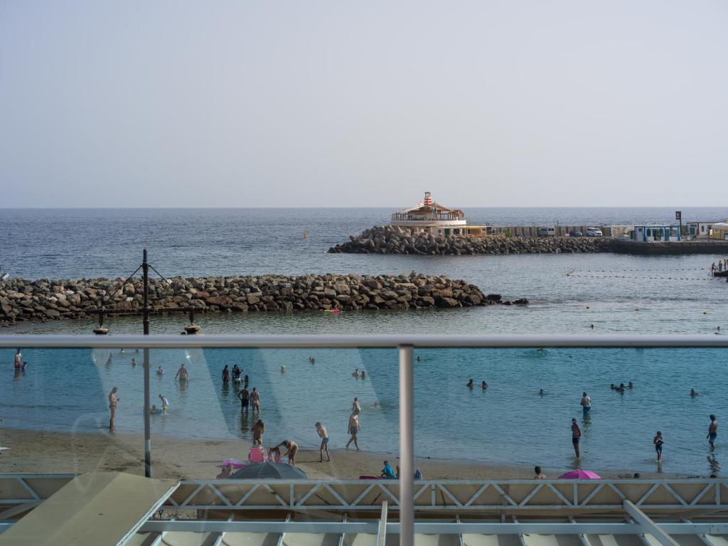 Blue Horizon Mogan - 2