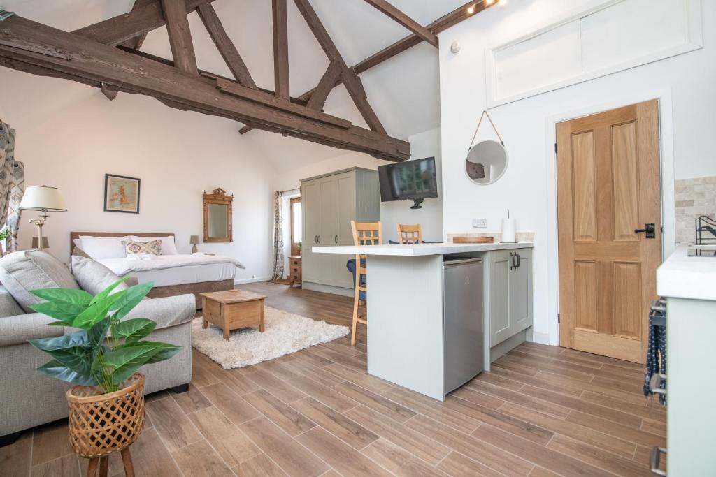 Charming Warwickshire Studio, Aston Cantlow