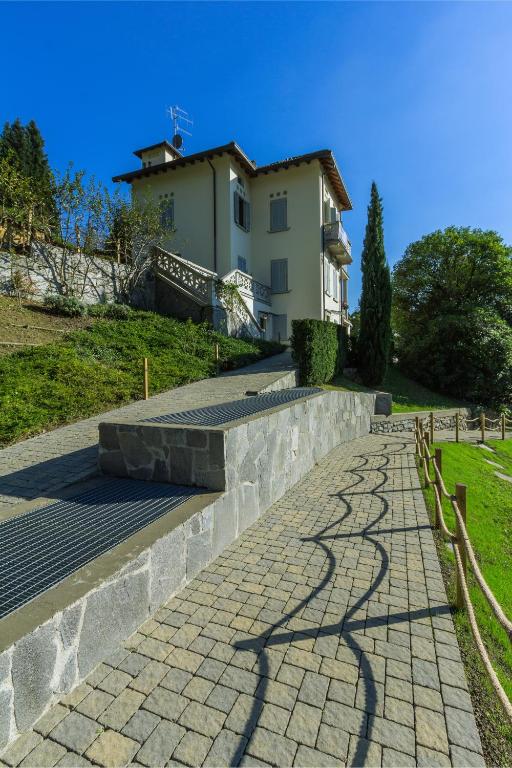La Villa Como - 2