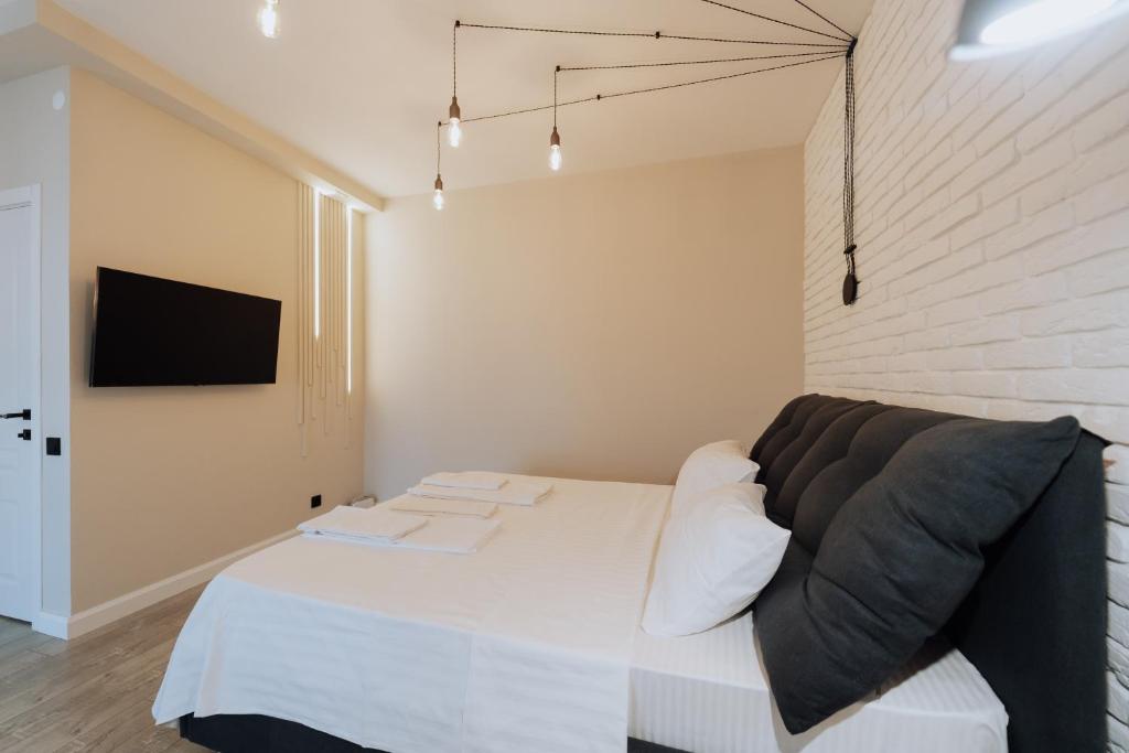 Quiet & Cozy 1BR Steps from Shopping Mall, Kišiněv