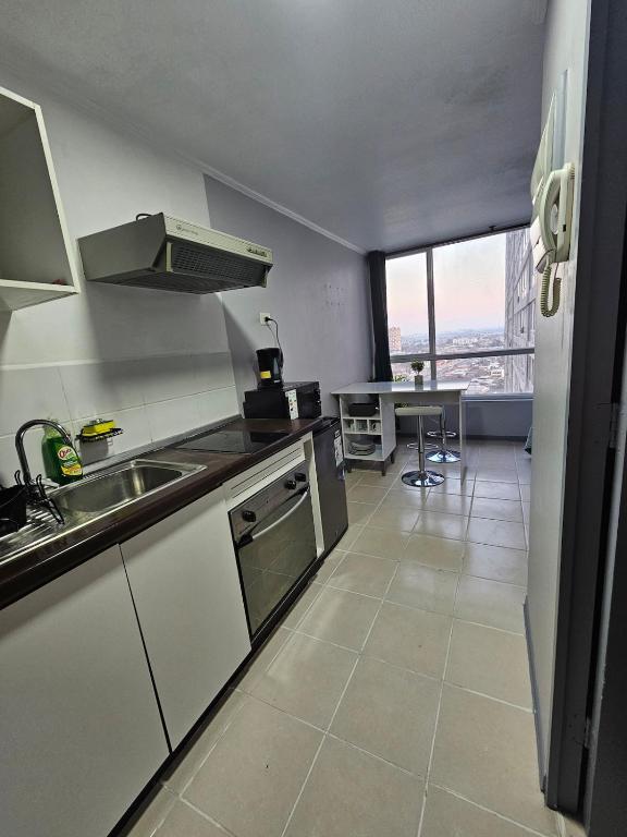 Apartment steps from the Alameda Terminal, Escuela PDI, Estación de Trenes and USACH, Facturable - 4
