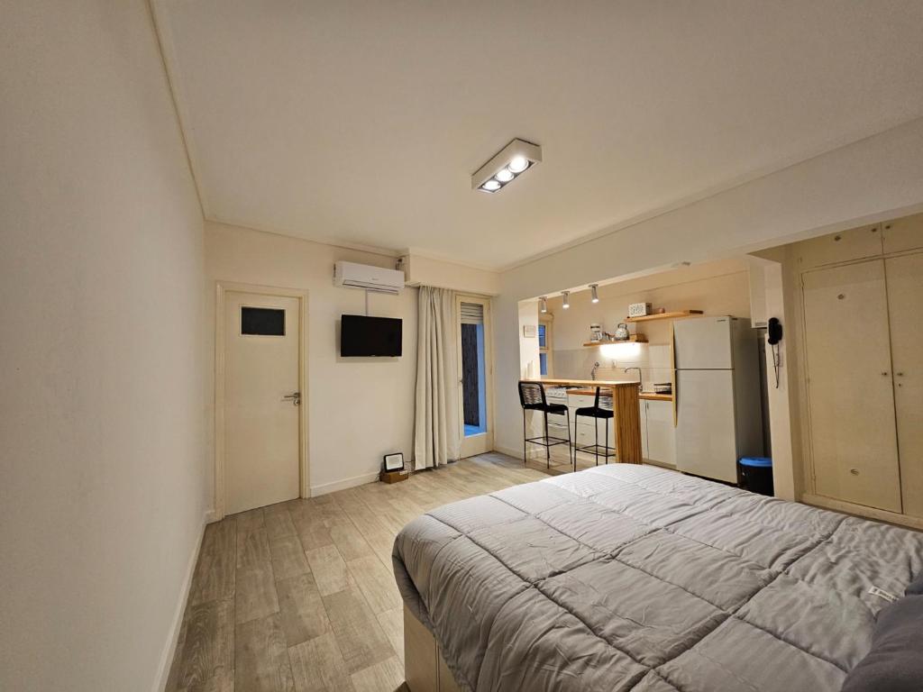 Excelente departamento a metros del mar - 4