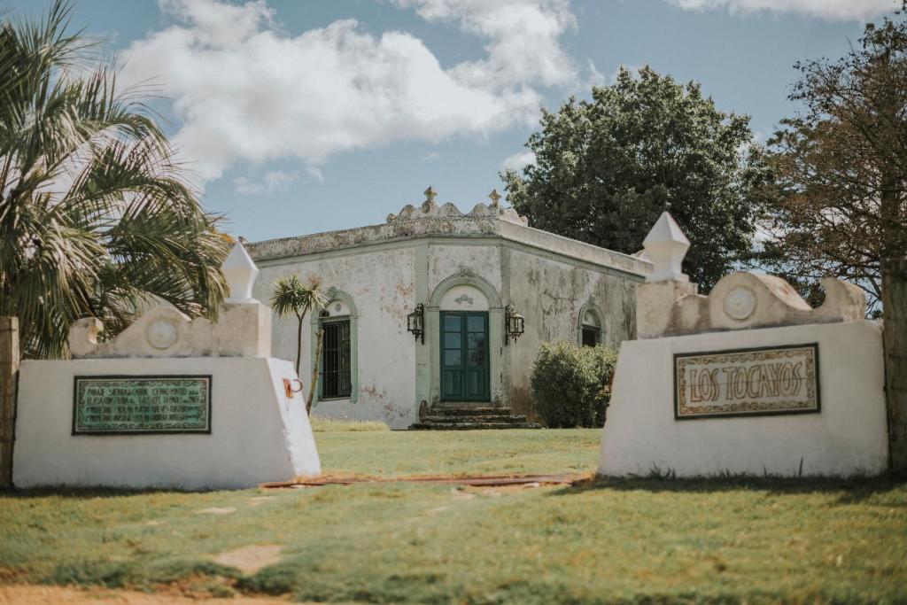 Los Tocayos 1907 - Naturaleza y tradición, El Eden