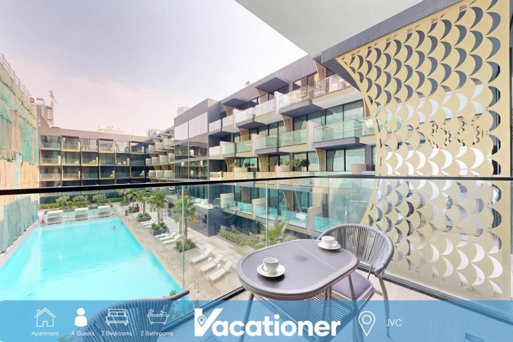 Binghatti Crescent - Two Bed with Pool View in JVC, Dubaï