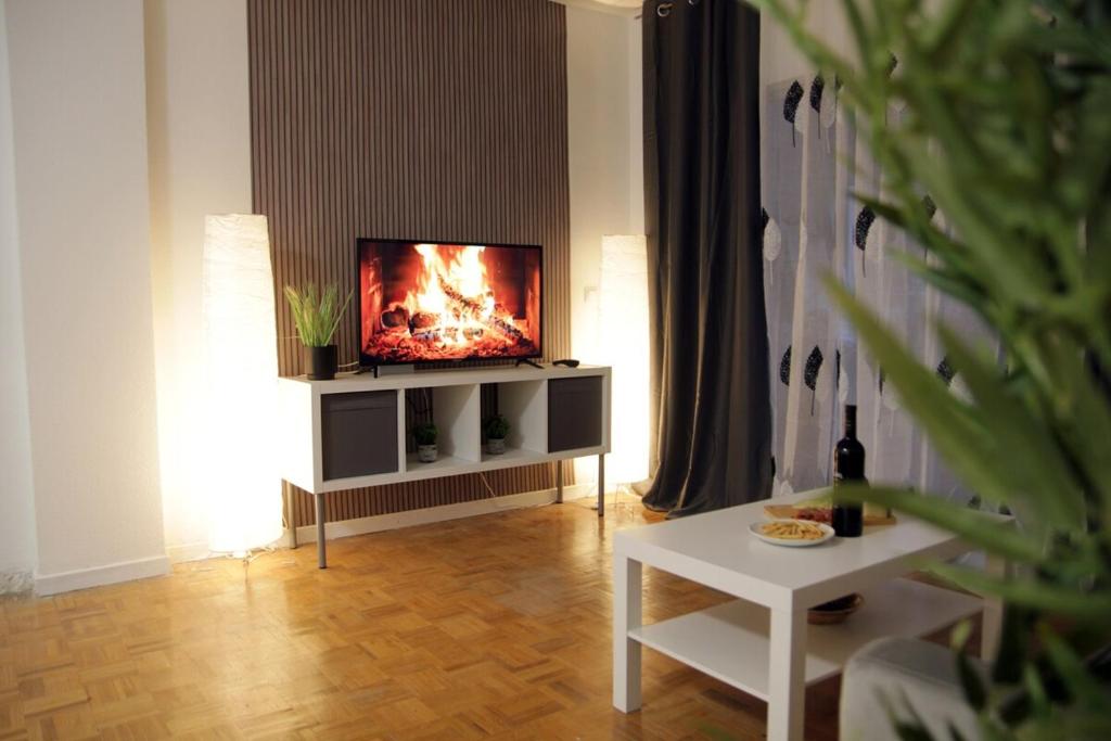 Elegant Apartment in Madrid 5 a 6 pax, Fuenlabrada