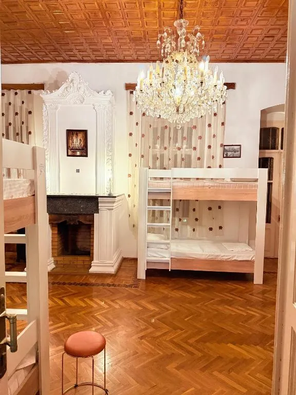 Camden Hostel, hotel in Baku