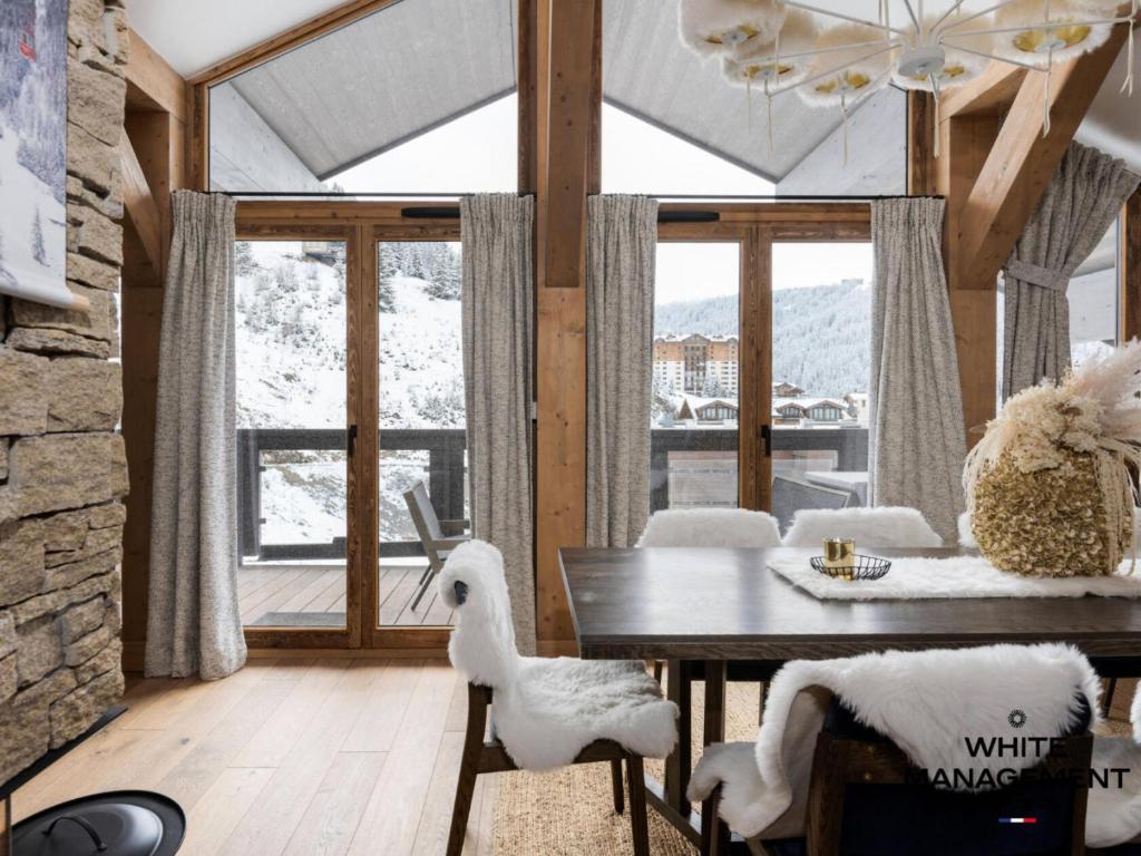 Résidence L'ourse Bleue - Penthouse intimiste avec sauna au cœur de Moriond MAE-5814, Courchevel