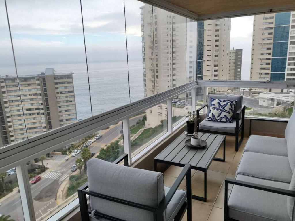 Coastal 4 Bedroom for 7 Near Concon Beach - 1