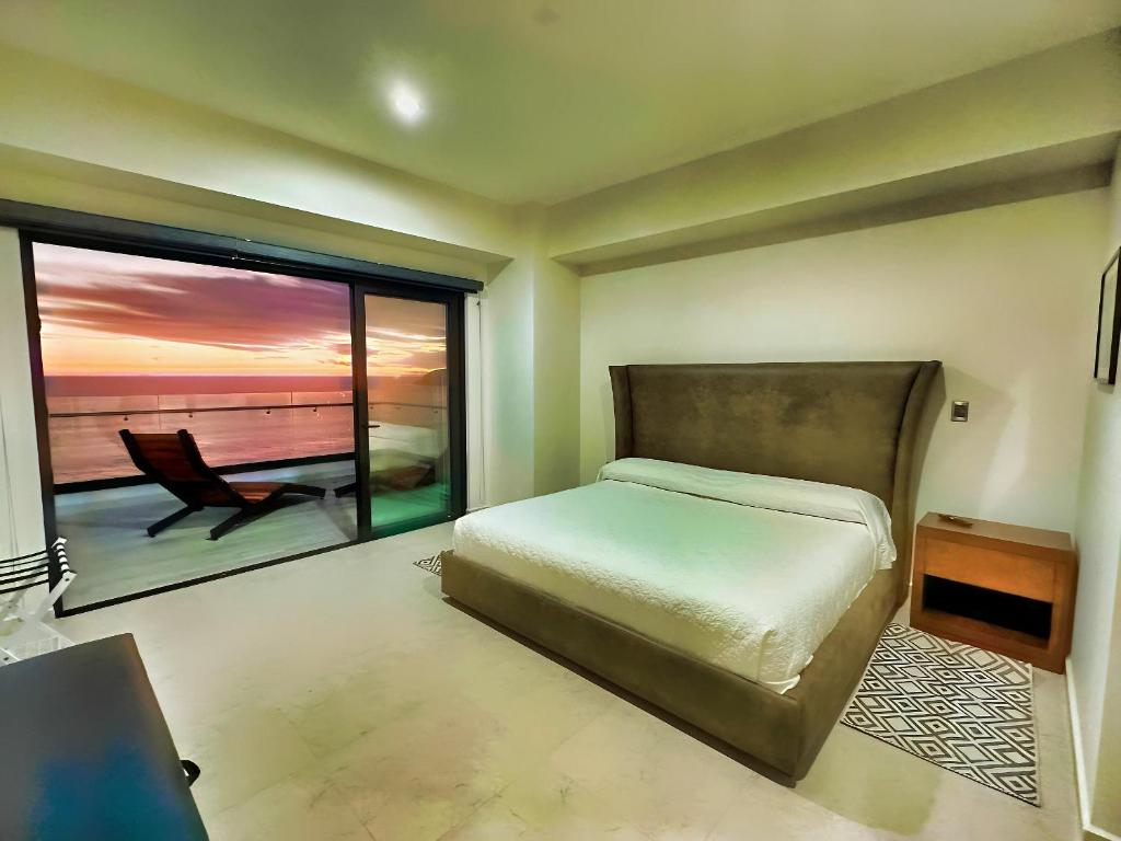 The Altomare - Seaview. - 1