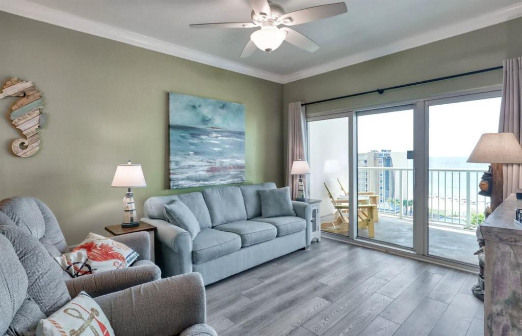 Beach Vibes Condo, Gulf Shores