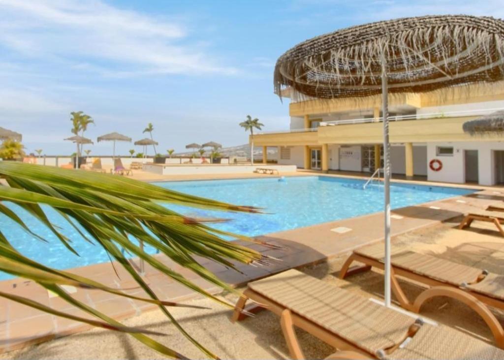 Luxury Sunset 408 heated pool with air condition and sea views - 2