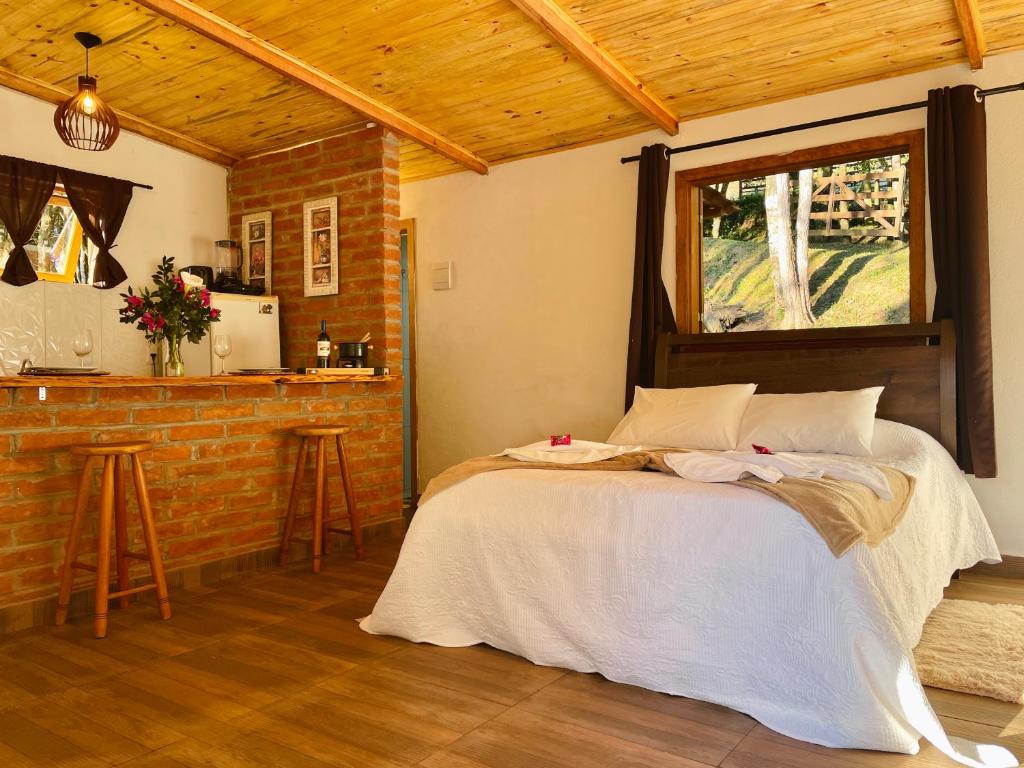 Chalé com lareira pertinho de Monte Verde, Camanducaia