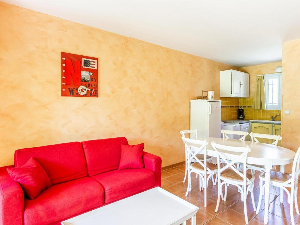 Holiday Home in Arles with Pool & Terrace - 3