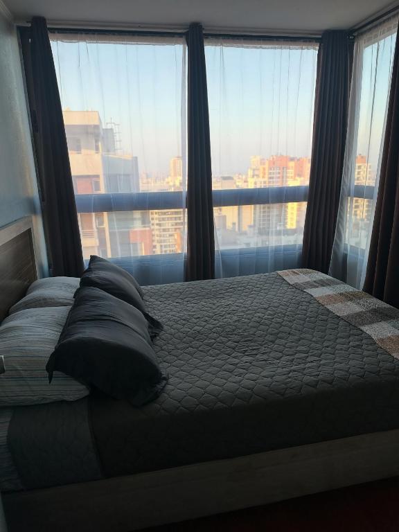 Never Give Up Suites, Santiago