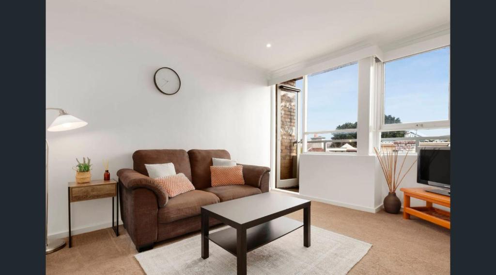 St Kilda West Beach Trackside with Car Park, Melbourne