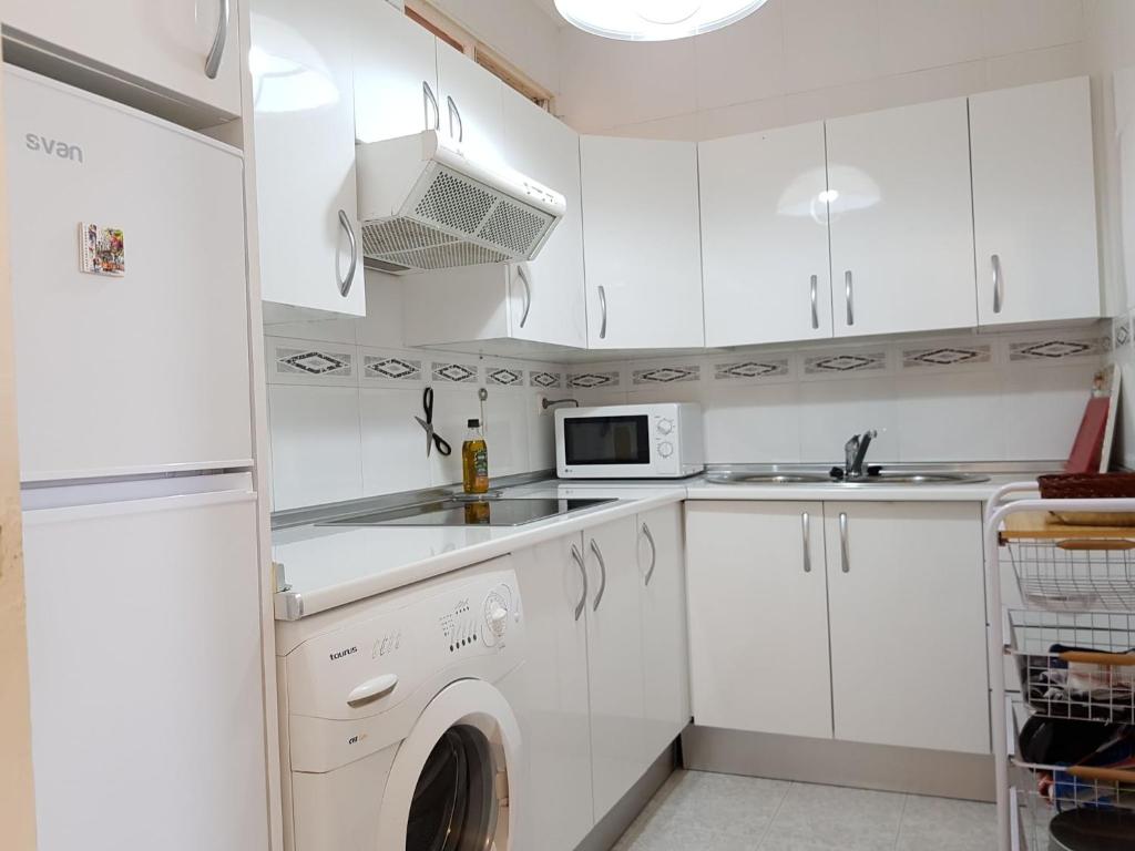 Apartment in Fuengirola by Mediterranean Beach - 4