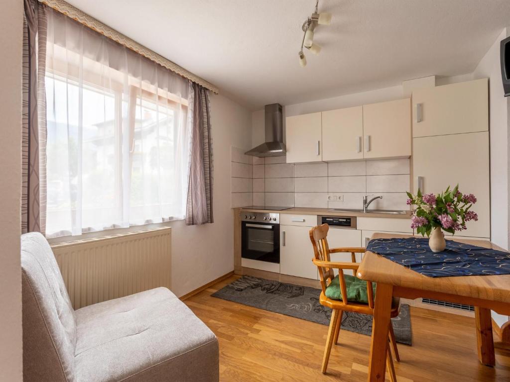 Apartment in Tröpolach near Nassfeld - 3