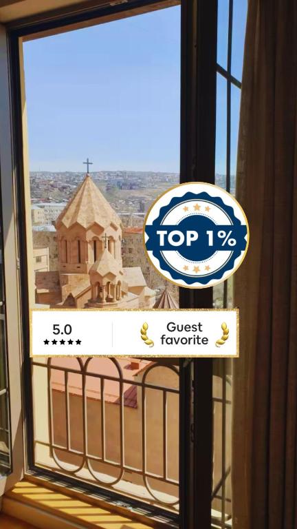 RARE FIND! UNBEATABLE LOCATION! FIVE STARs, SPARKLING APARTMENT IN THE HEART OF YEREVAN!, Jerevan