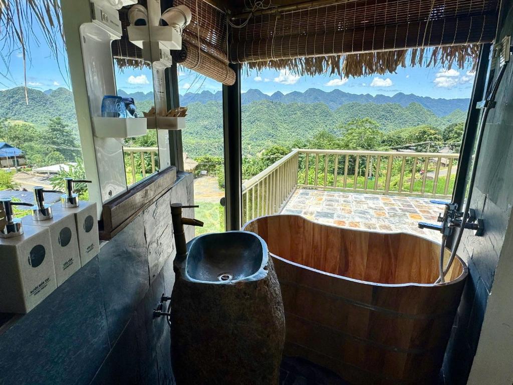 Pu Luong Jungle Lodge