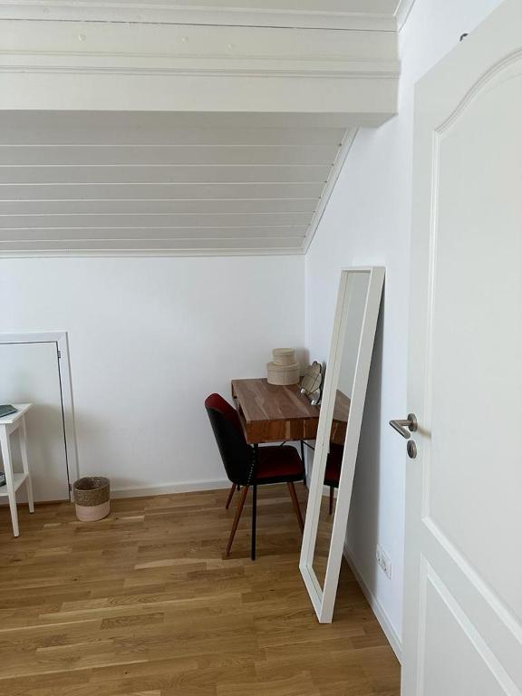 Helle 90 m2 Duplexwohnung ruhig & lichtdurchflutet in München - 4