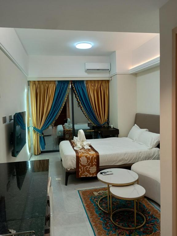 Luxury suite with jacuzzi BKK1, Phnompenh