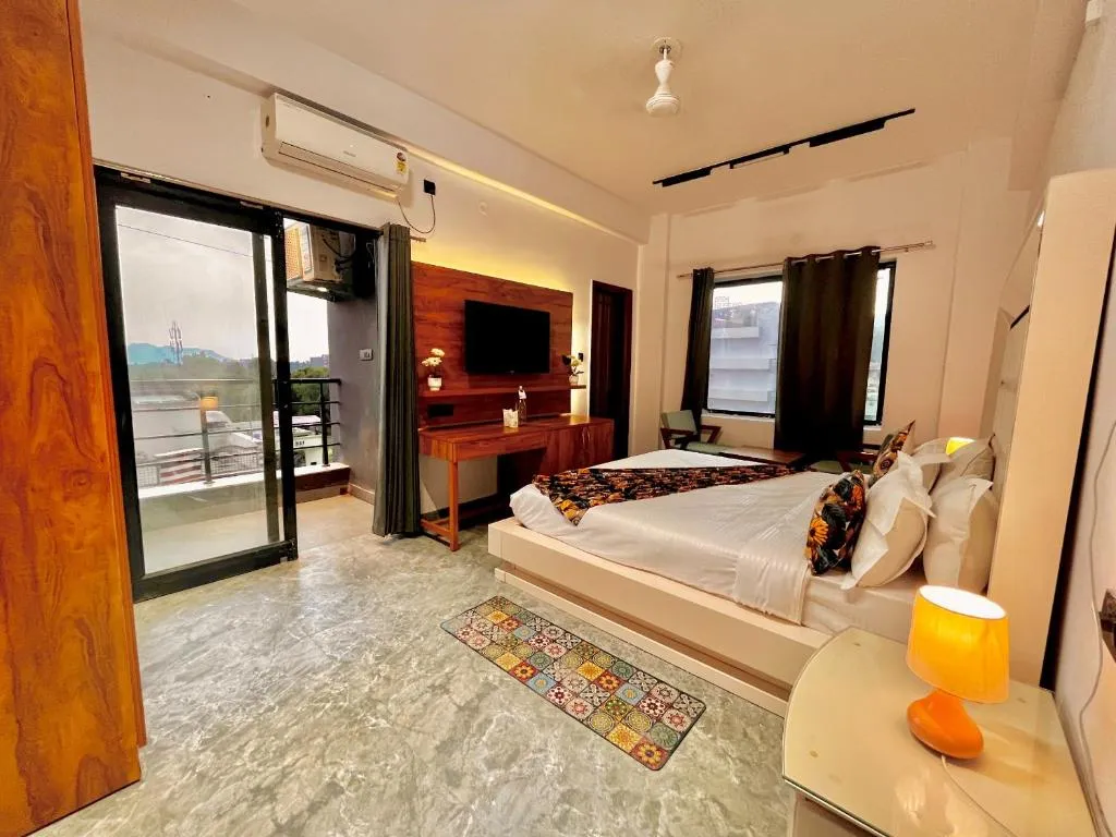 The Four Season - A boutique Wellness Cottage by Aura in Haridwar, hotel in Haridwār