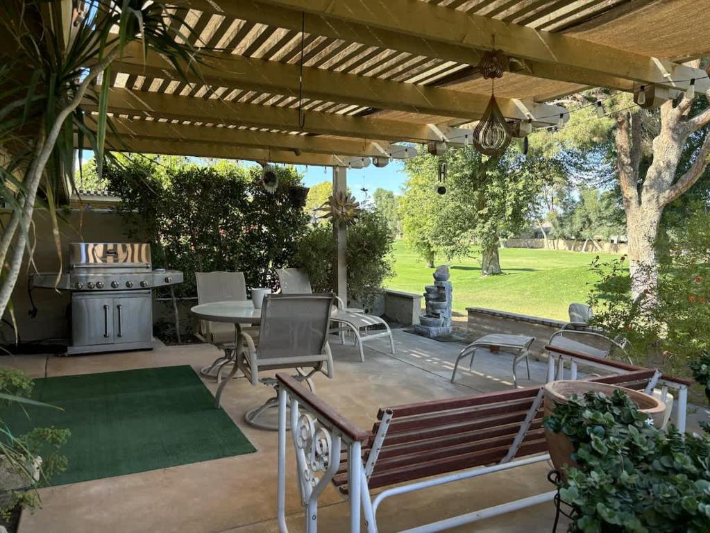 Haven on the 11th Green Woodhaven CC Palm Desert, Palm Desert