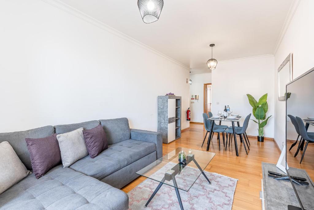 Amethyst Scape Caniço Madeira by GRM, Caniço