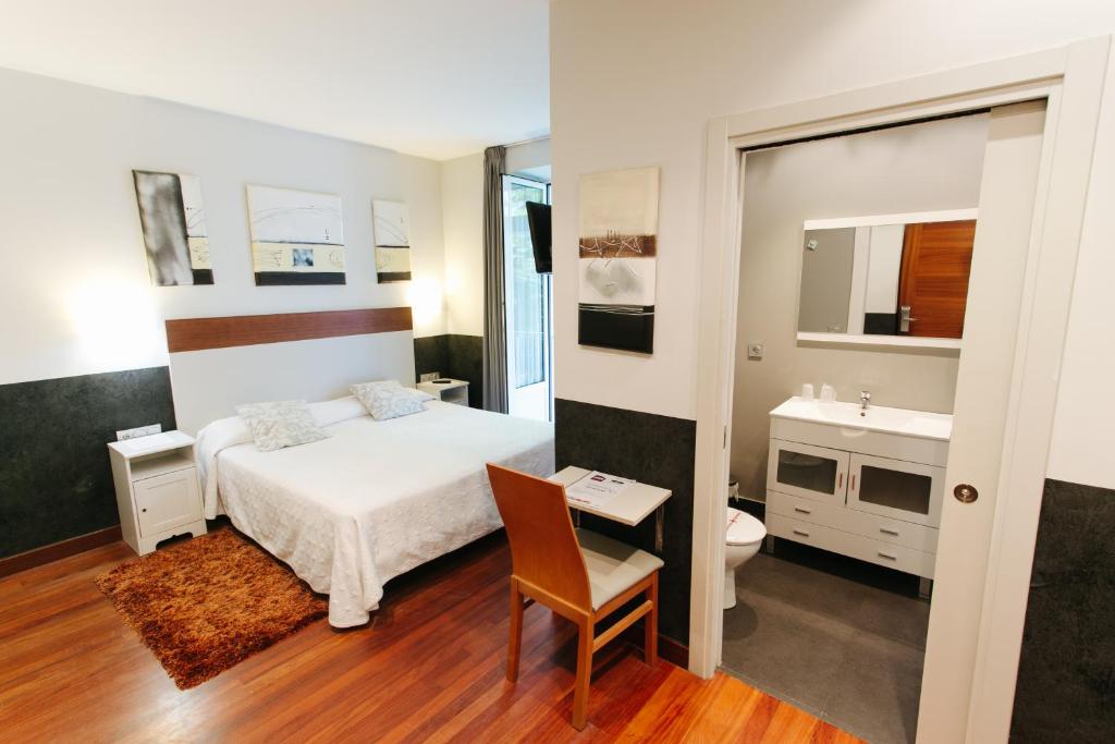 Hostal San Sebastian Centro — Hotel in San Sebastian