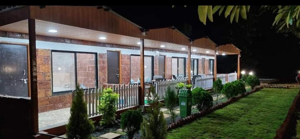 Jungle Mist Resort, Arla