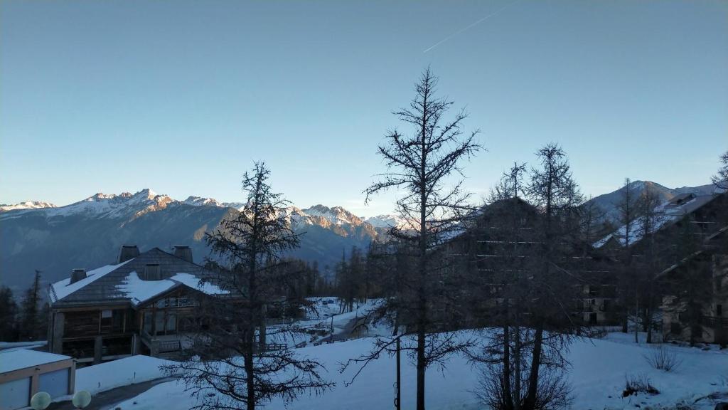 Charmant studio skis aux pieds 4 couchages - 2