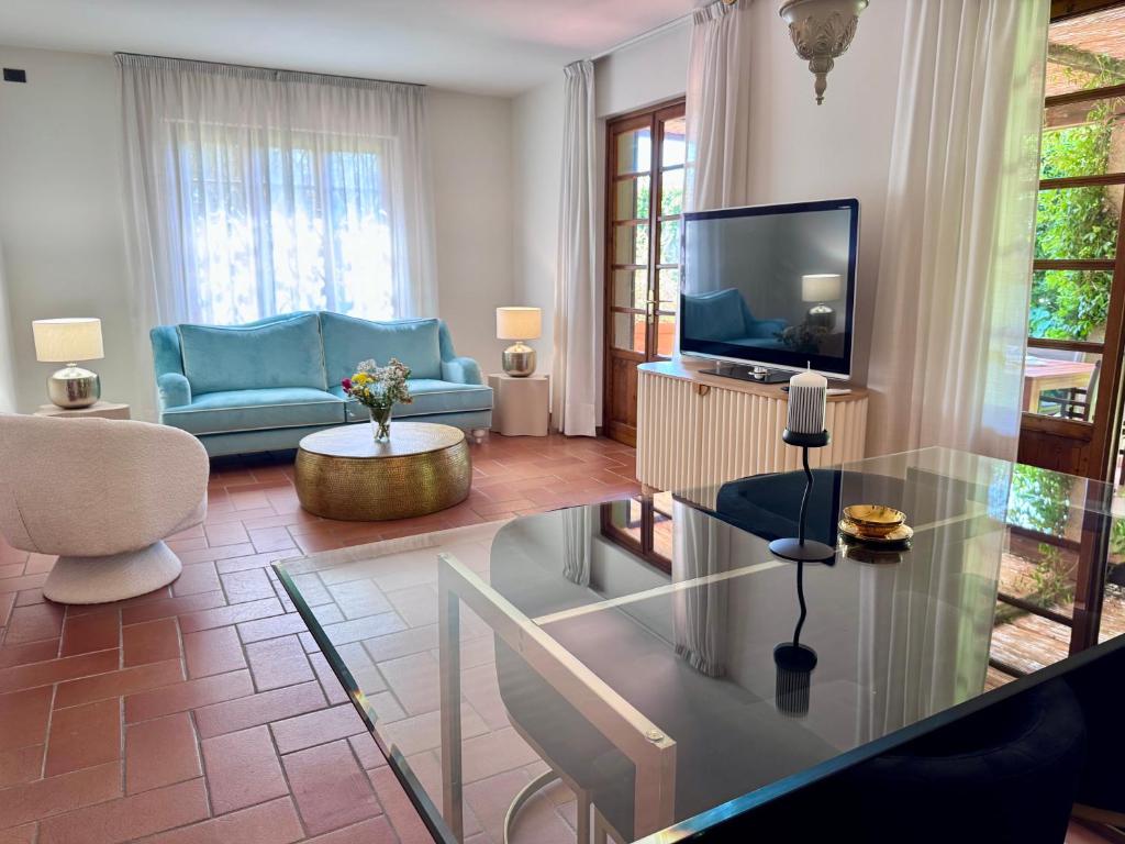 Forte Classic Stylish Villa - 4