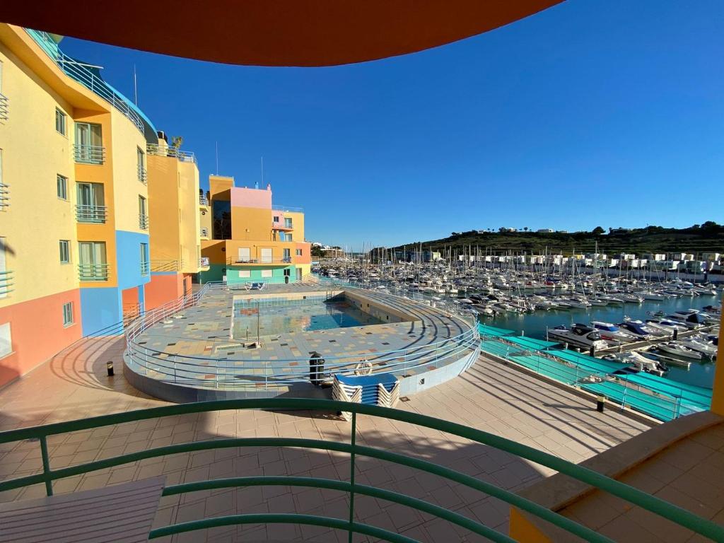 Marina Pool & Sea, Albufeira