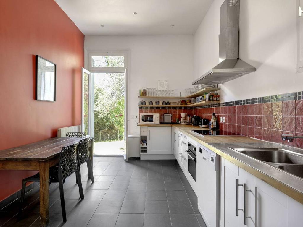 Villa Familiale près du Moulleau et Plage des Arbousiers avec Grand Jardin et Terrasse - FR-1-433-18 - 3