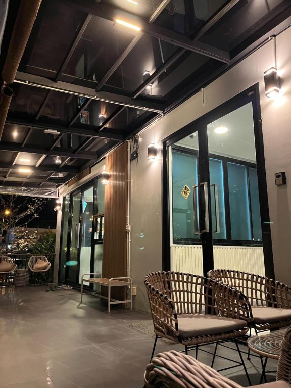 Prem Mansion U Thong의 아름다운 정원 전경