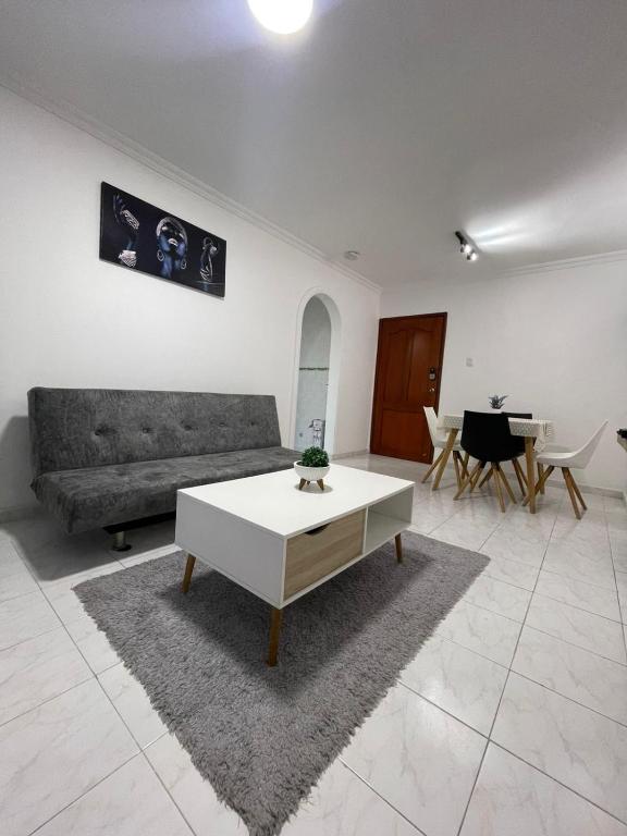 Apartaestudio Amoblado - 3