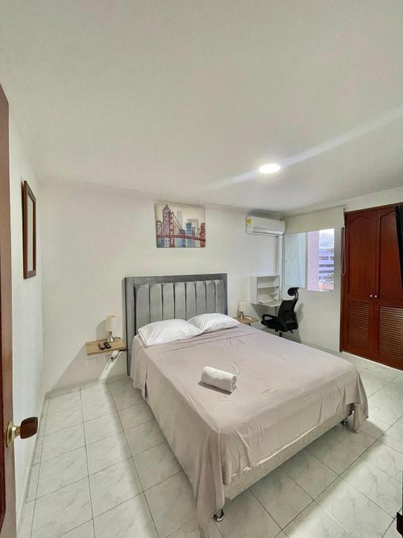 Apartaestudio Amoblado - 4