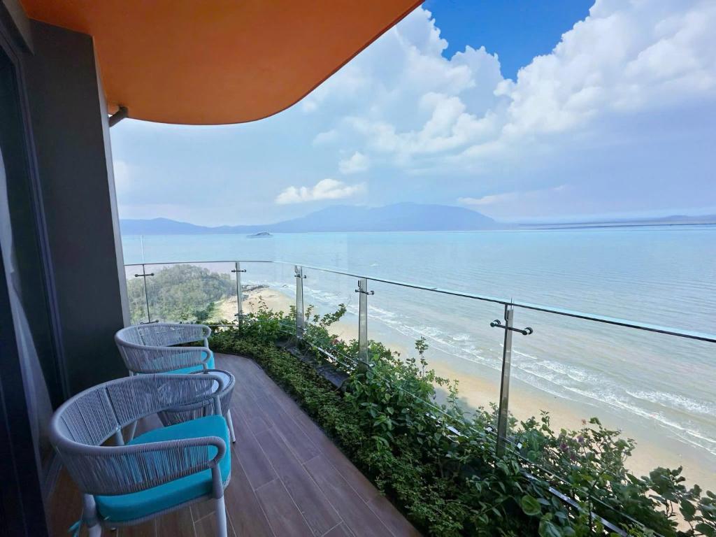 Flamingo Hai Tien- can ho 2 phong ngu, view quang canh đai duong