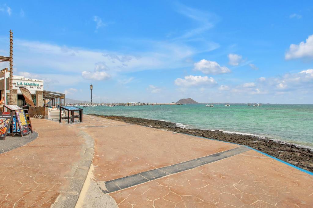 Oasis Royal 2 bedrooms ground floor - 2