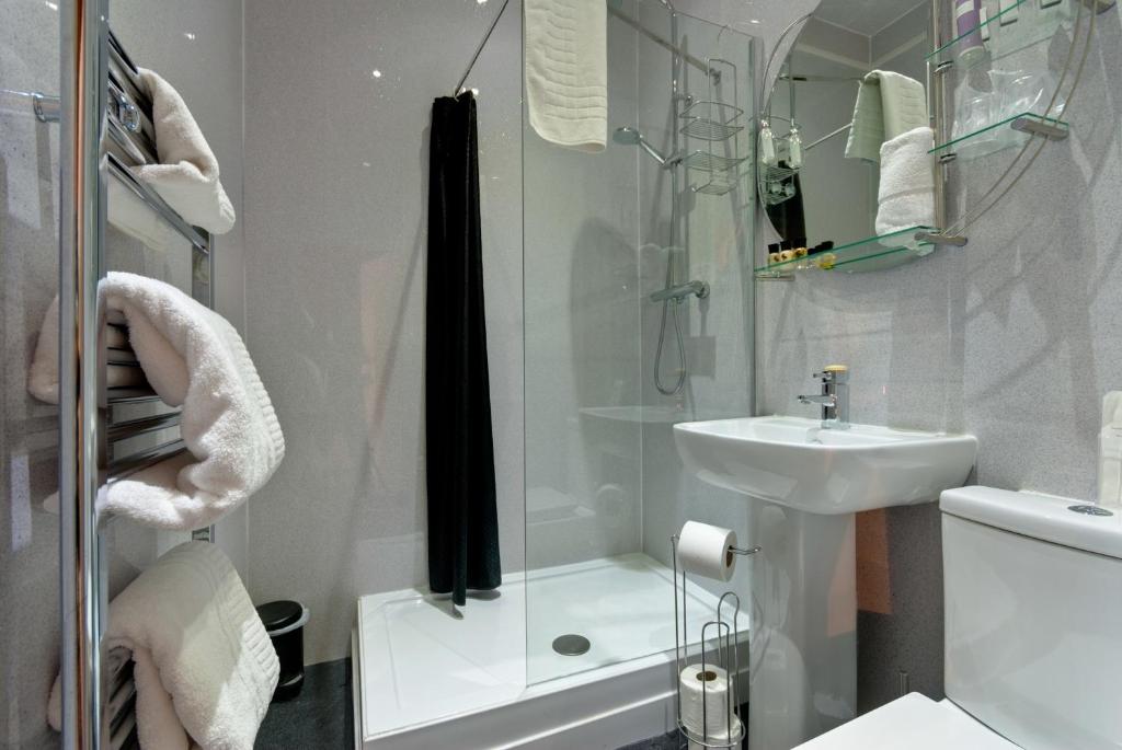 Lauriston & Lawton Court Hotel photo