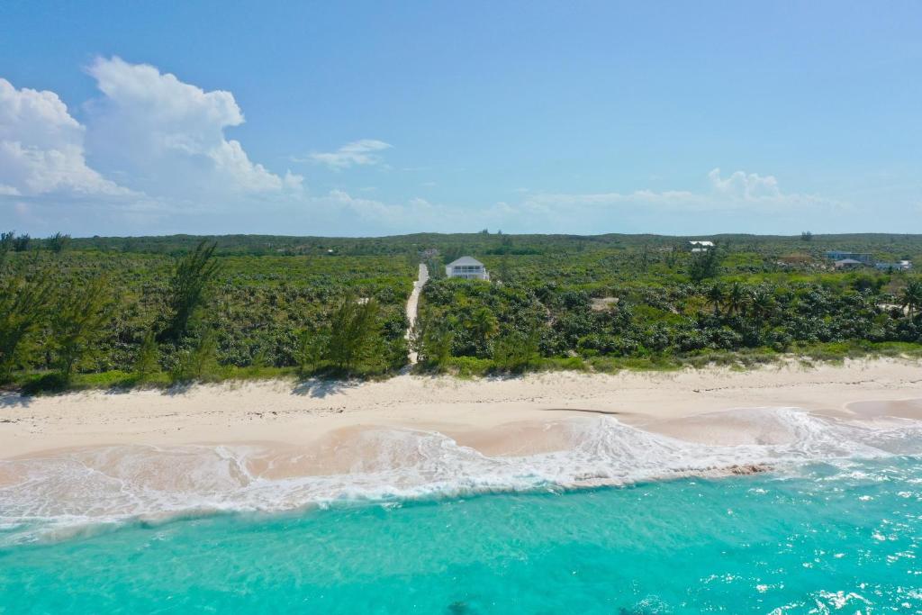 The Better Life & Cottage home, Governor's Harbour