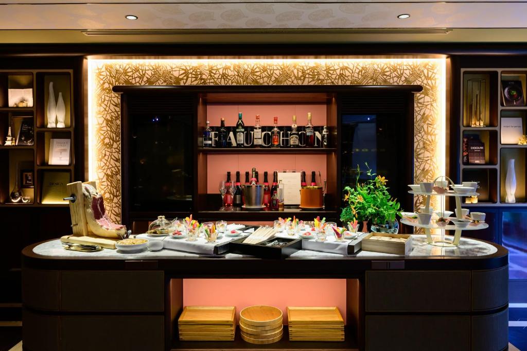 酒吧/Lounge Bar