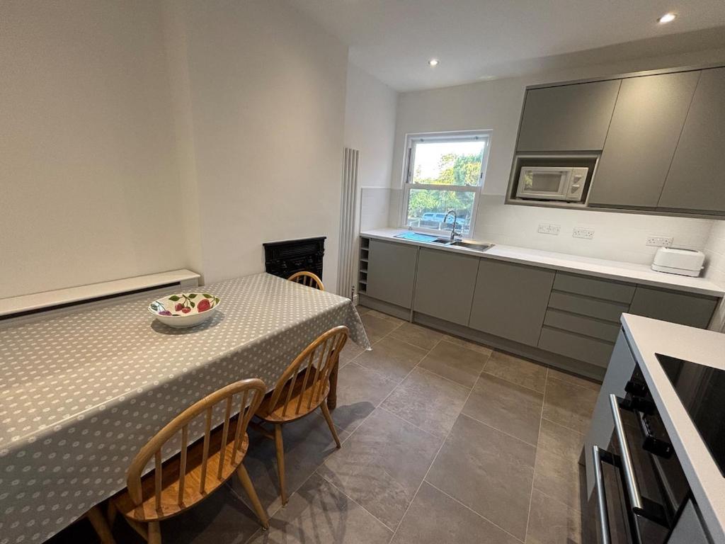 Fernleigh - Lovely Self Catering Apartment in Tollesbury, Tollesbury