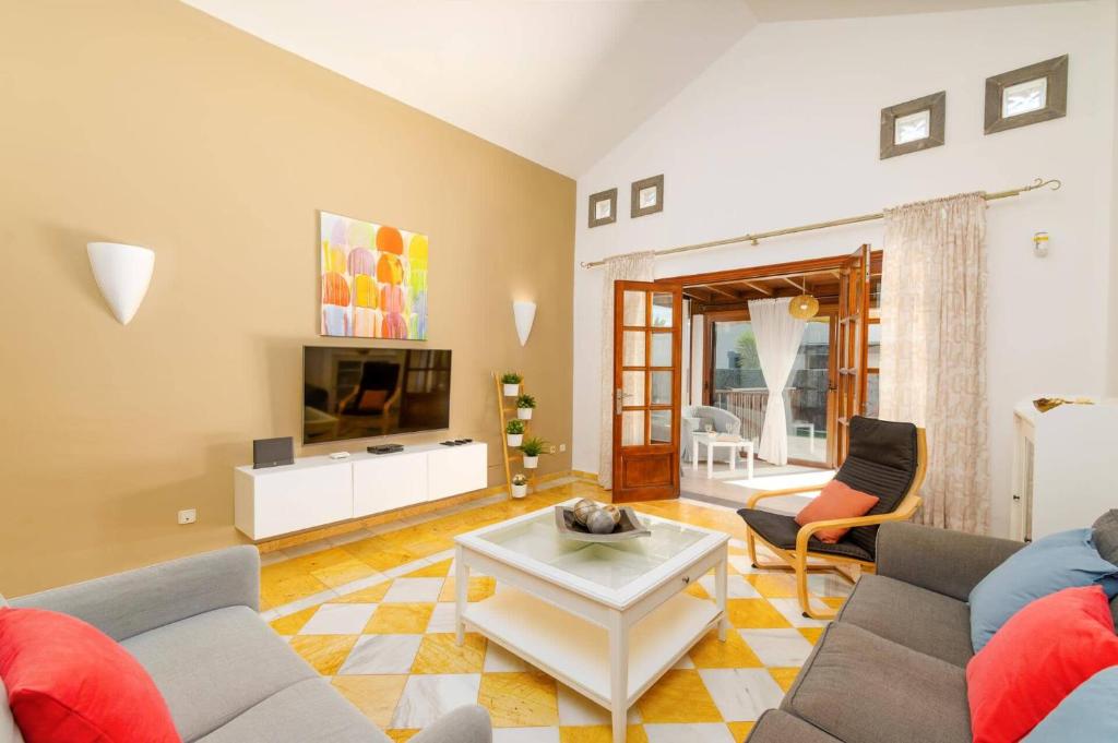 Villa Alhambra by Villa Plus - 5