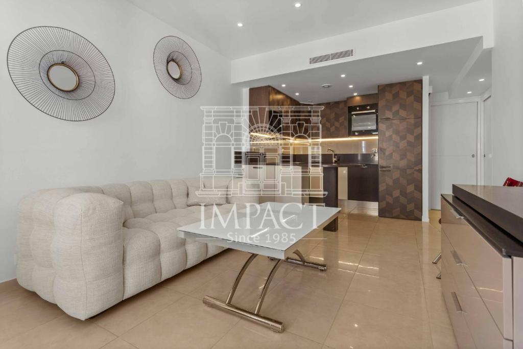 REF 2019 - Apartment for rent Cannes Center - 4