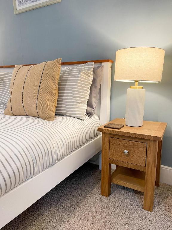 The Retreat, Cosy 1 Bed Cottage, Town Centre Location, Kirkcudbright