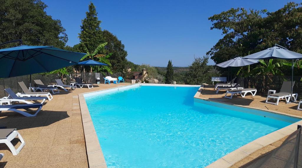 スイミングプール