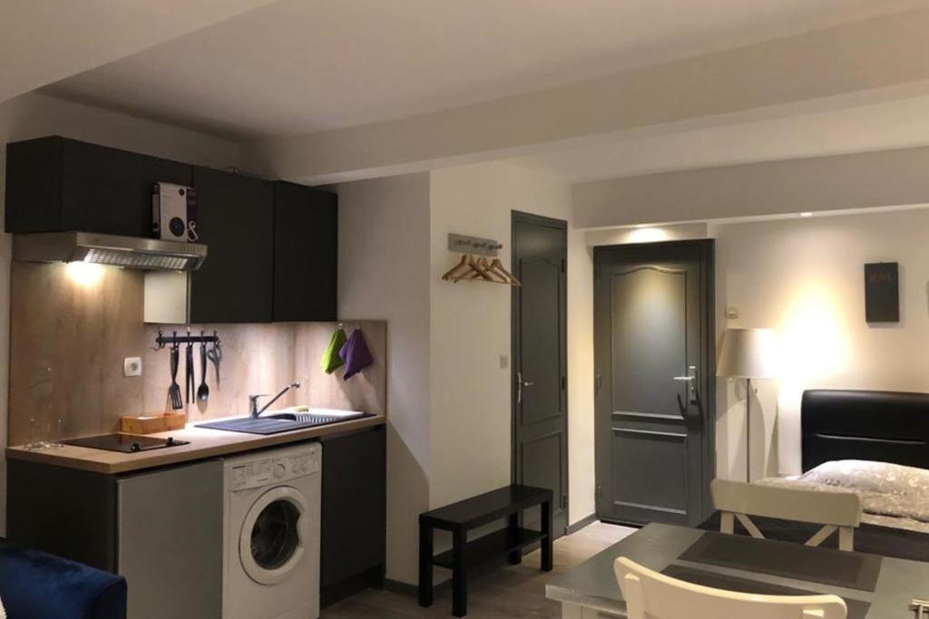 Cosy Studio Proche Palais Des Papes - 4