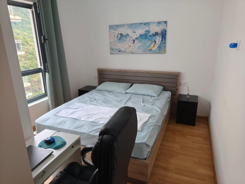 Silverdoe 2 Bedroom Apartment - 2